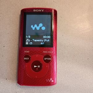 Sony Red Portable Walkman MP3 Player NWZ-E384